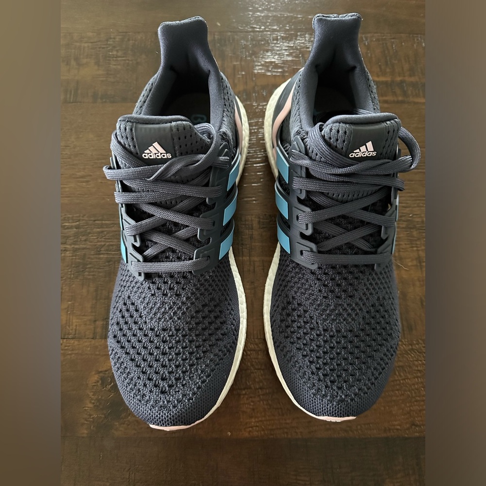 Adidas EUC Power Boost Women’s Running Shoe; worn only a few times